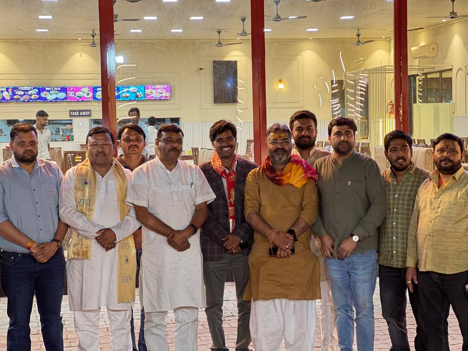 नवनियुक्त जिला अध्यक्ष भाजपा आगरा श्री प्रशांत पोनियां जी व पूर्व जिलाध्यक्ष